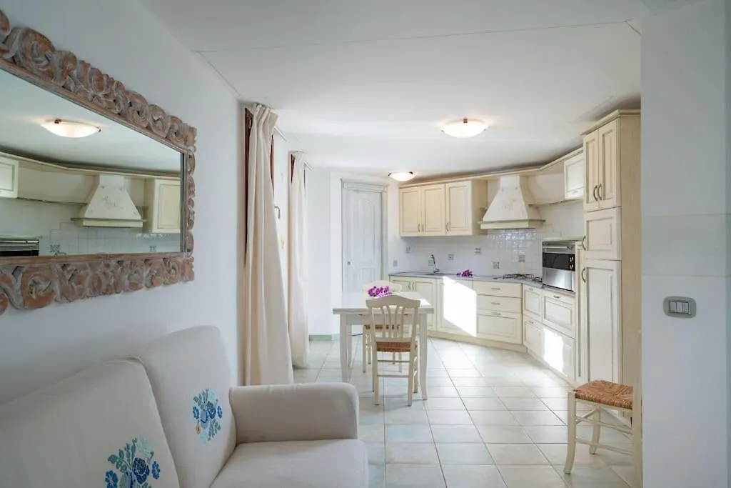 Karex Villa Capo Coda Cavallo Italien