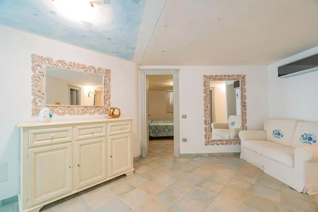 Karex Villa Capo Coda Cavallo