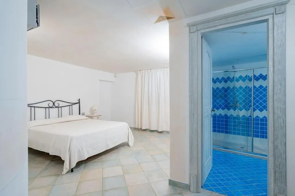 Karex Villa Capo Coda Cavallo 0*,