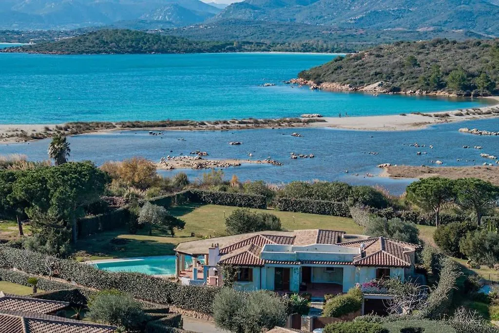 Karex Villa Capo Coda Cavallo