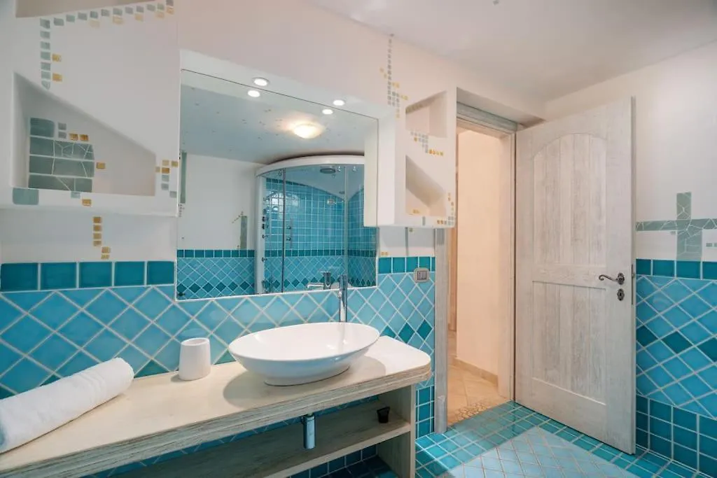 Karex Villa Capo Coda Cavallo