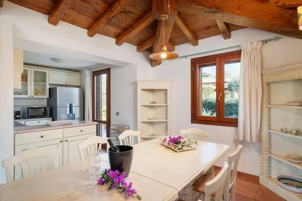 Karex Villa Capo Coda Cavallo 0*,  Italien