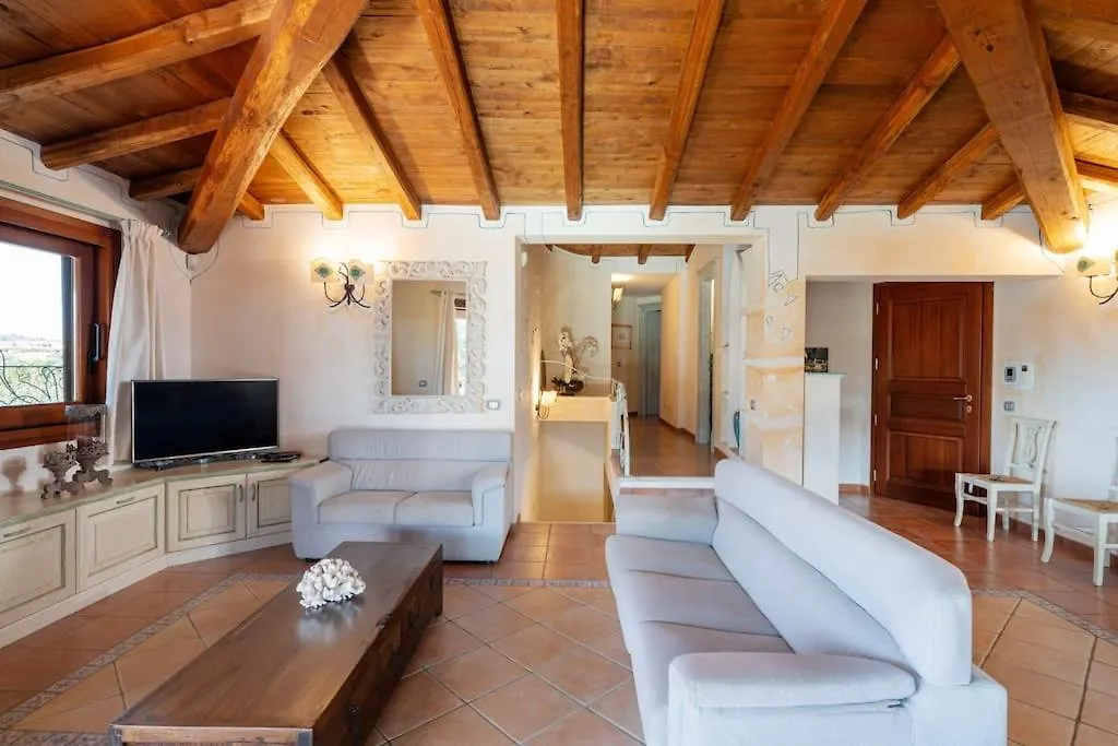 Karex Villa Capo Coda Cavallo
