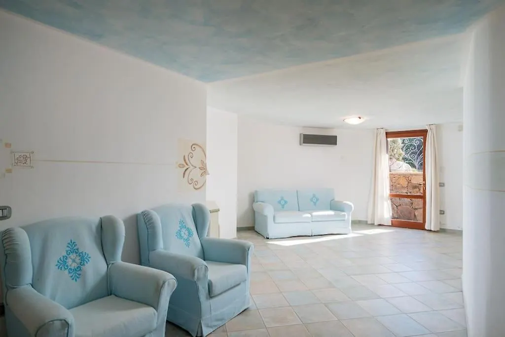 Karex Villa Capo Coda Cavallo